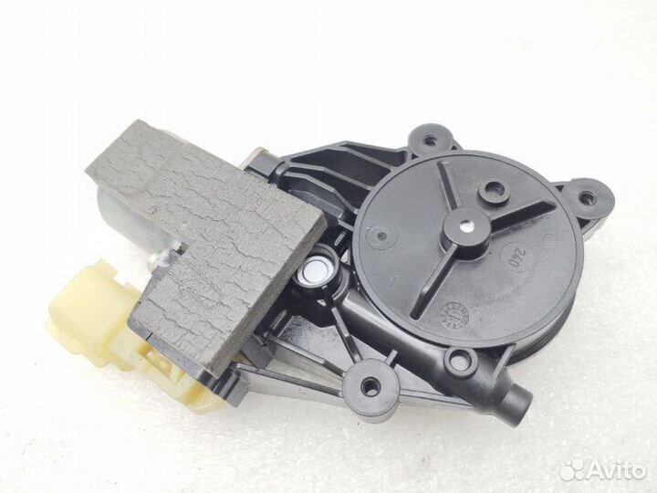 Моторчик стеклоподъемника передний левый Land