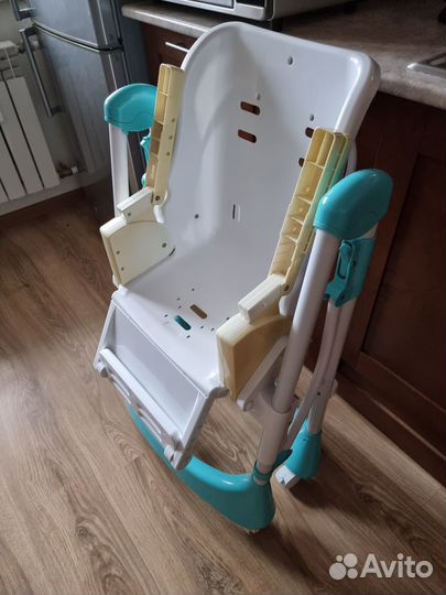 Стульчик для кормления happy baby