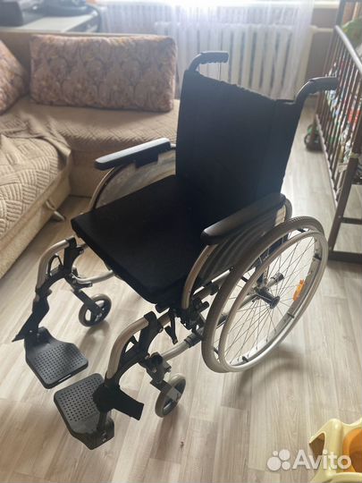Инвалидная коляска складная бу