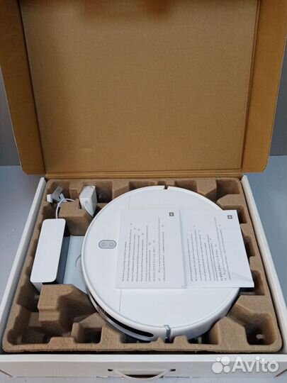 Робот-пылесос Xiaomi Robot Vacuum-Mop Essential