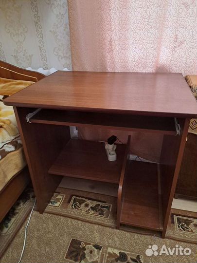 Компьютерный стол б/у