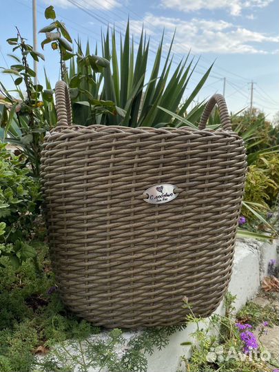 Корзина из ротанга