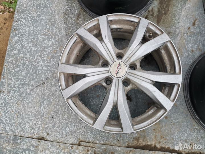 Комплект литых дисков R16 5/110