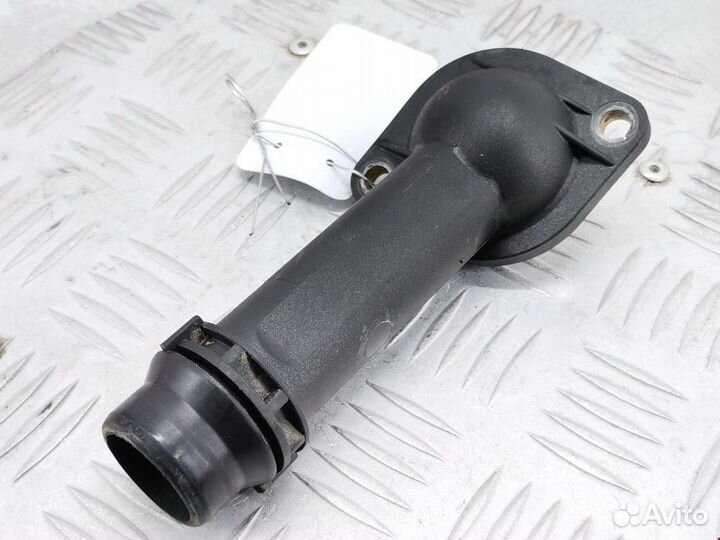 Корпус термостата Volkswagen Passat B3 1997