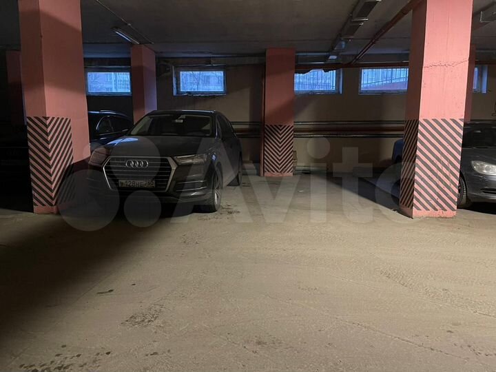 Машиноместо, 17 м²