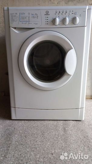 Стиральная машина indesit