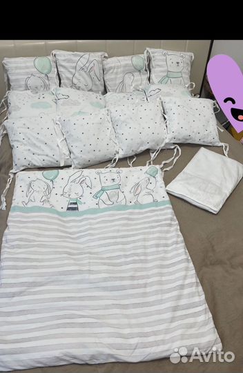 Бортики в кроватку+ комплект постельного