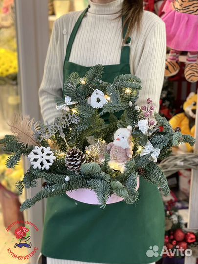 Новогодние композиции из нобилиса