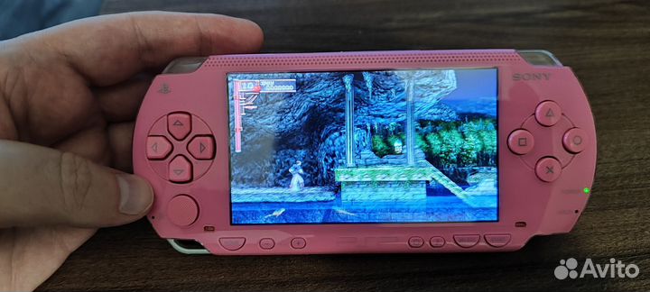 Портативная игровая приставка psp