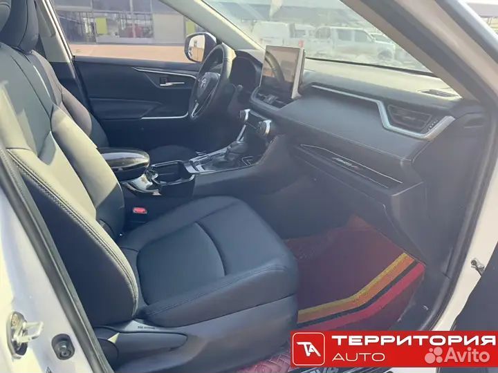 Toyota RAV4 2.0 CVT, 2022, 30 000 км
