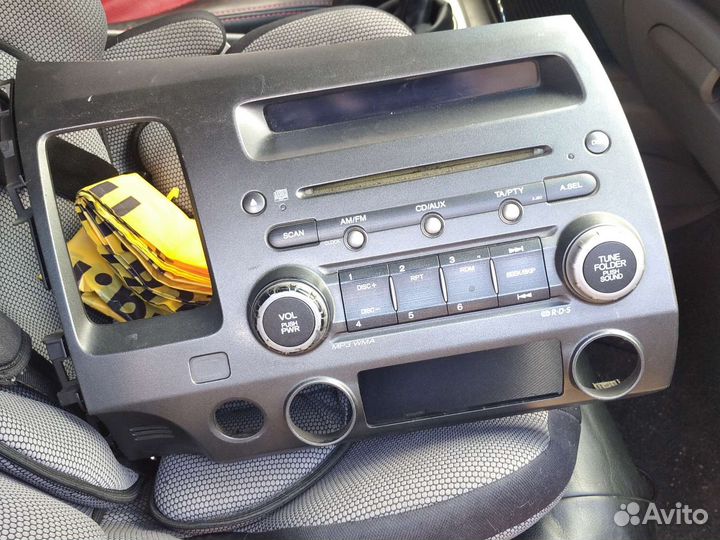 Штатная магнитола для Хонда Цивик 4д