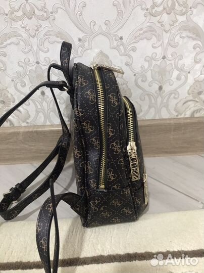 Рюкзак guess новый