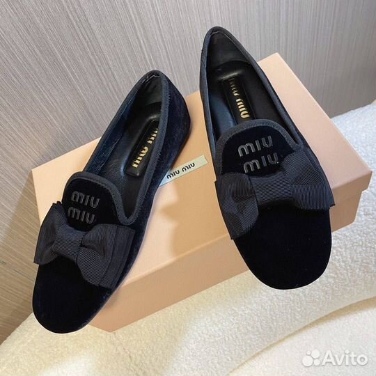 Стильные лоферы Miu Miu