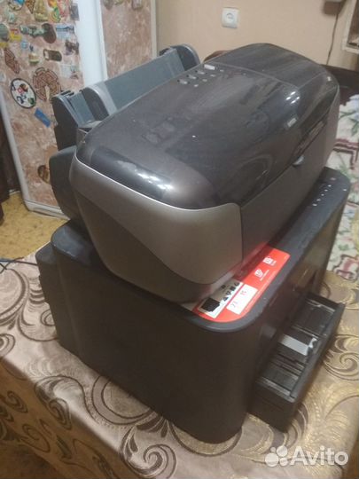 Два Принтера Canon и Epson Цена за оба