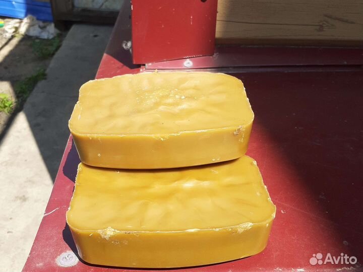 Воск пчелиный