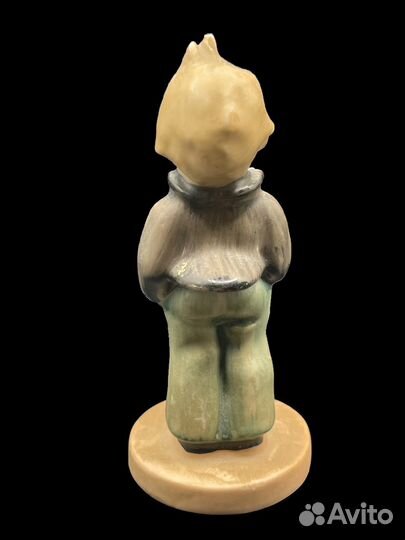 Статуэтка фарфор Солист Hummel Goebel Германия