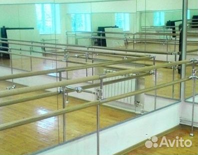 Зеркало в раме с подсветкой