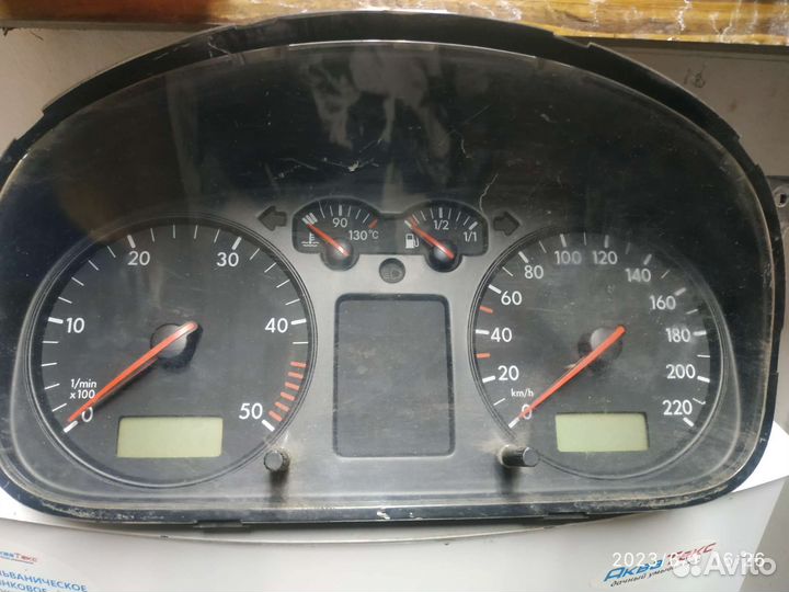 Щиток приборов Фольксваген т4