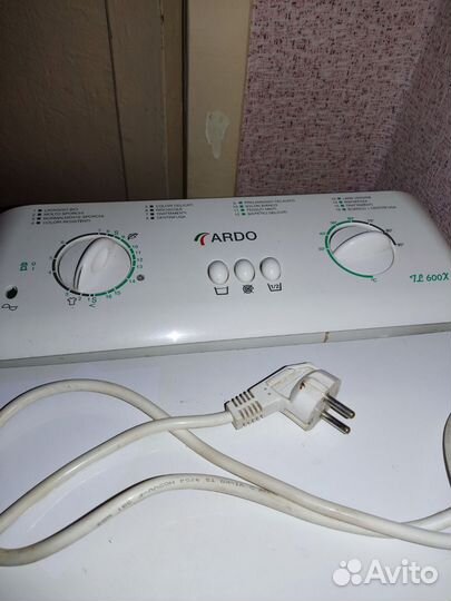 Стиральная машина с вертикальной загрузкой