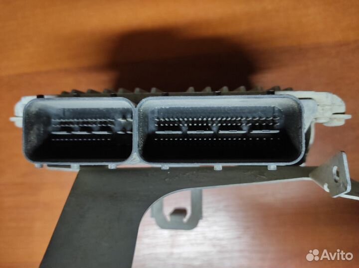 Блок управления двигателем Mercedes-Benz Ml164 63