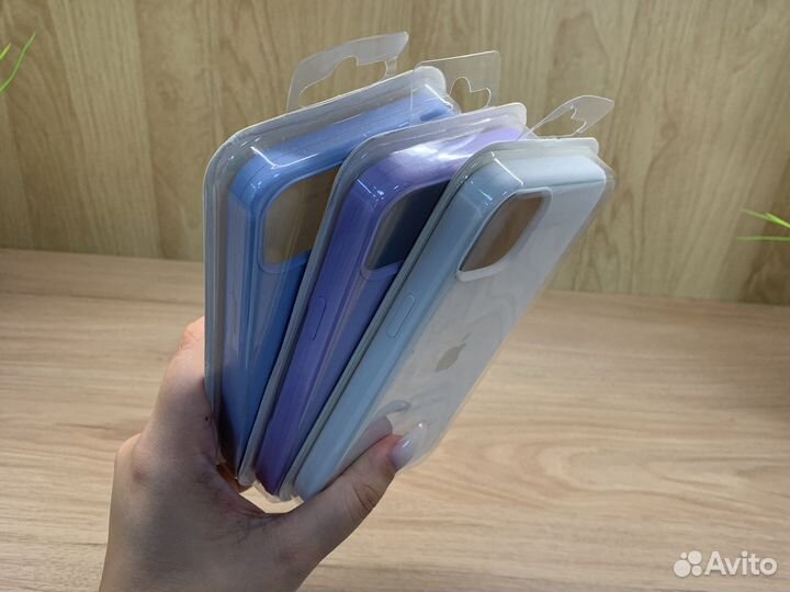 Чехол для iPhone 13