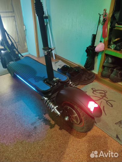 Электросамокат Куго Макс Спид