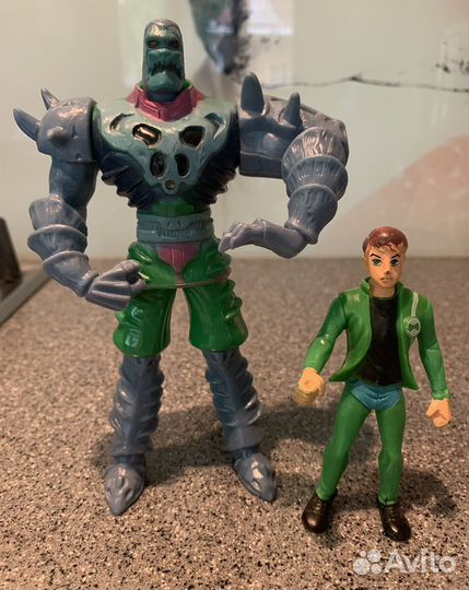 BEN 10, Бен Тен 2 игрушки