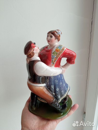 Статуэтка танец Кадриль Карапет плясунья пляска