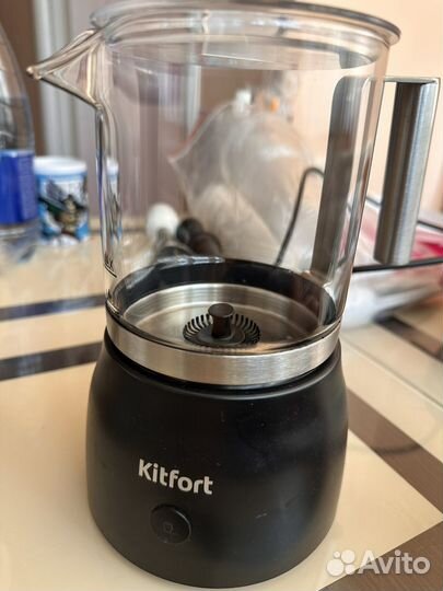 Вспениватель молока капучинатор