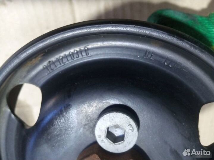 Помпа Audi Q7 4L BHK 2009—2015