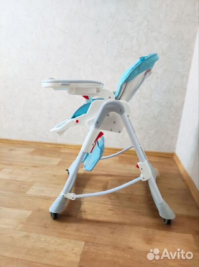 Детское кресло для кормления
