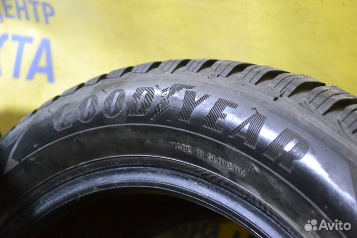 Goodyear UltraGrip 9 205/55 R16