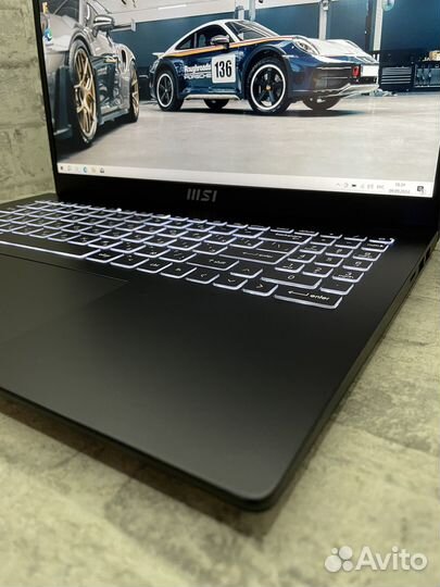 Ноутбук MSI Modern 15 B5M-002RU