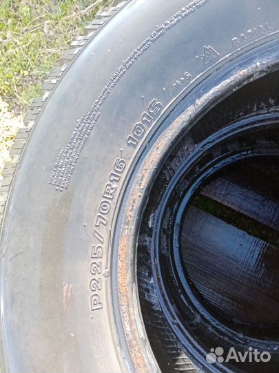 Hankook Winter Radial W400 225/70 R16