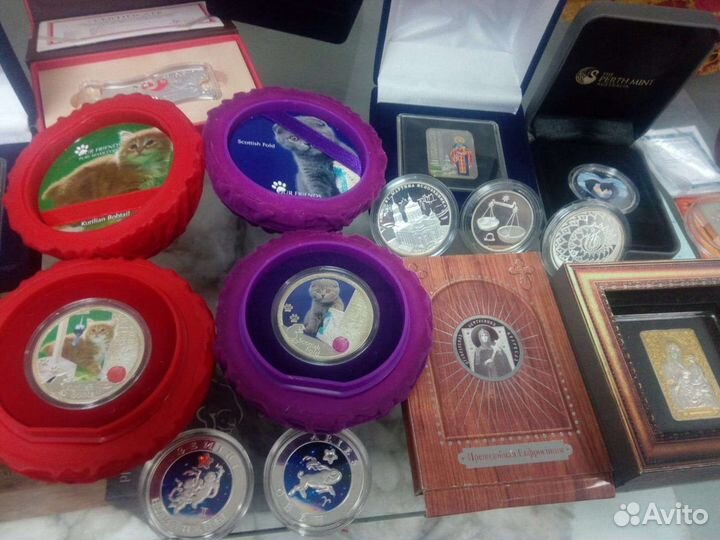 Монеты серебро Малави, Ниуэ, Бенин, Ниуэ