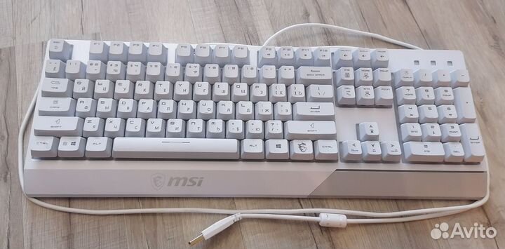 Игровая клавиатура msi