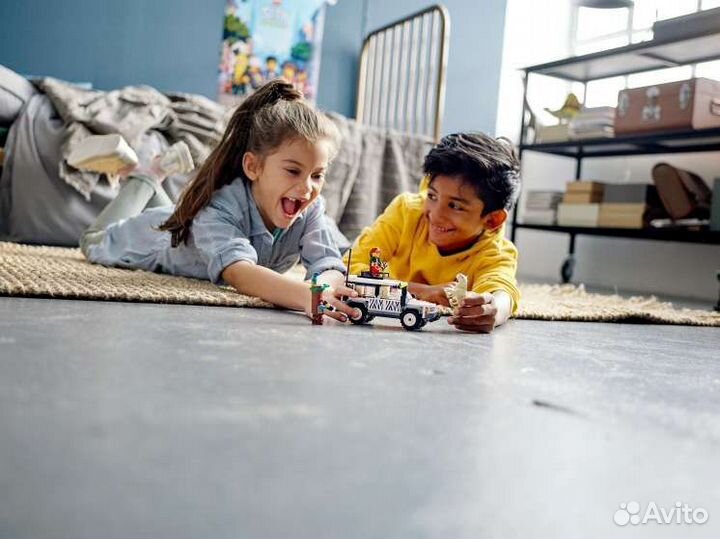 Конструктор lego City 60267 Внедорожник для сафари