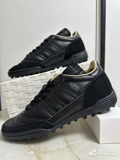 Сороконожки шиповки Adidas Mundial Team 41-44