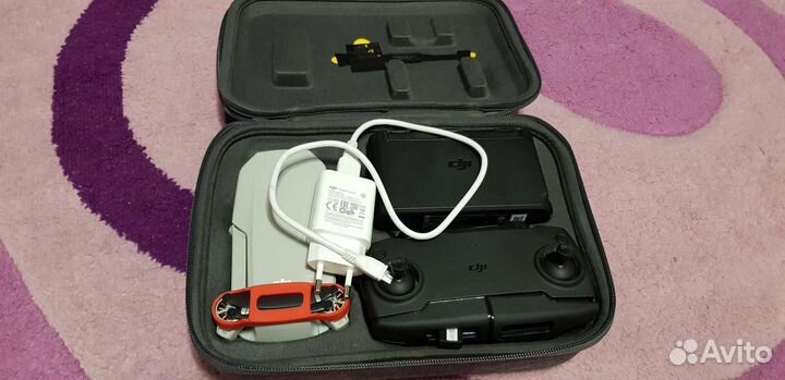 Квадрокоптер dji mavic mini combo