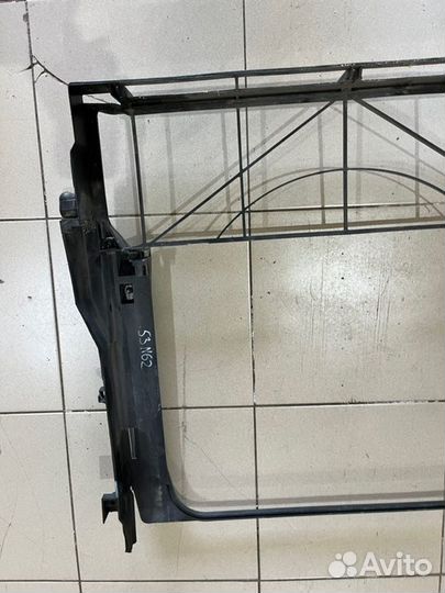 Рамка кассеты радиаторов Bmw Е53 кросовер 4.4 2005