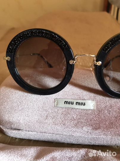 Очкиmiu Miu