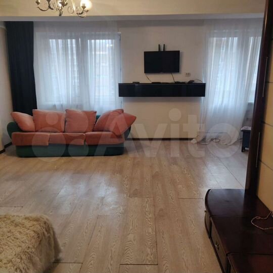 2-к. квартира, 73 м², 5/9 эт.