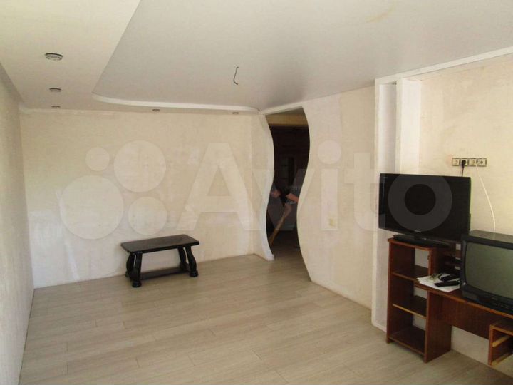 3-к. квартира, 84 м², 6/7 эт.