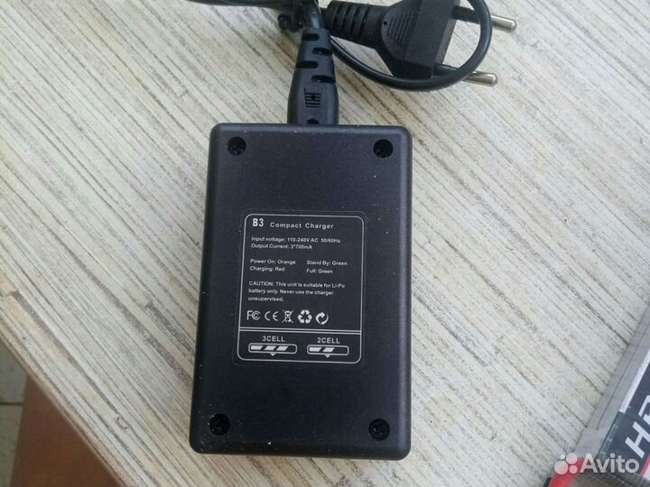 Зарядное устройство build power B3 Compact Charger