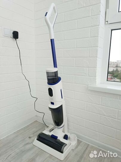 Моющий пылесос AkvaStream