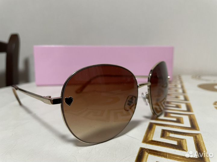 Солнцезащитные очки