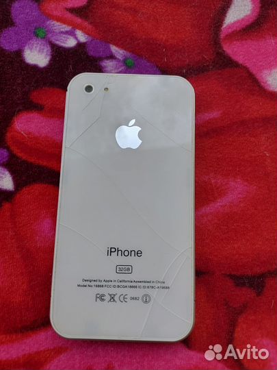 iPhone 4S, 32 ГБ