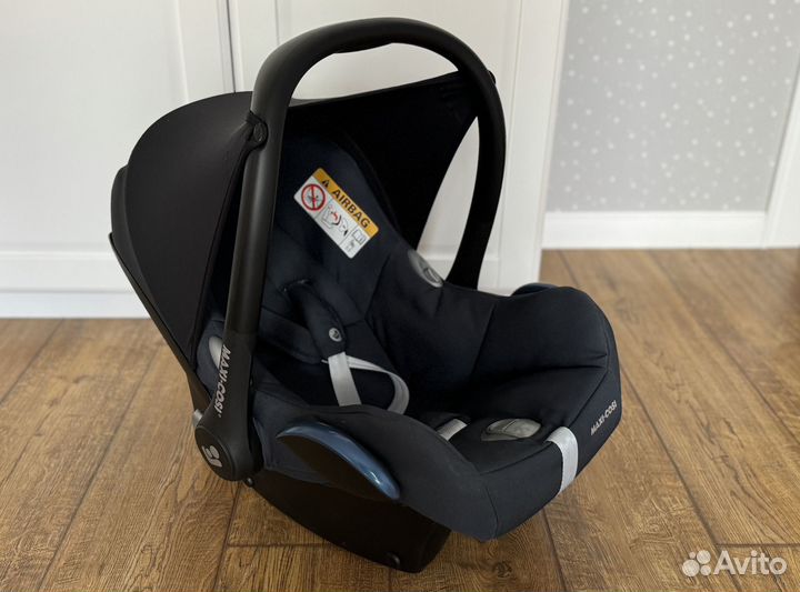 Автокресло Maxi-Cosi Cabrio fix 0+
