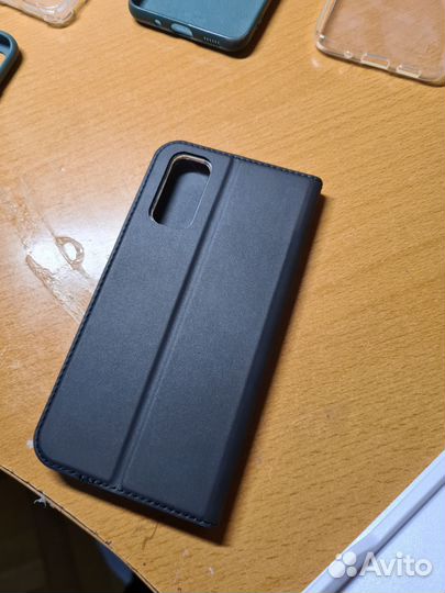 Чехлы на Samsung s20
