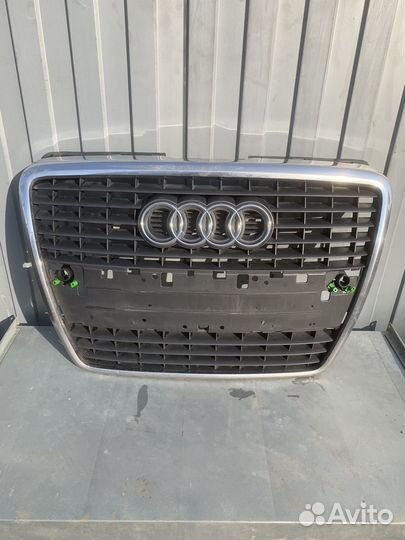 Решетка радиатора Audi A8 d3 2007